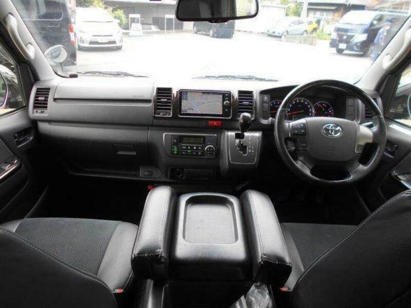 HIACE VAN-2
