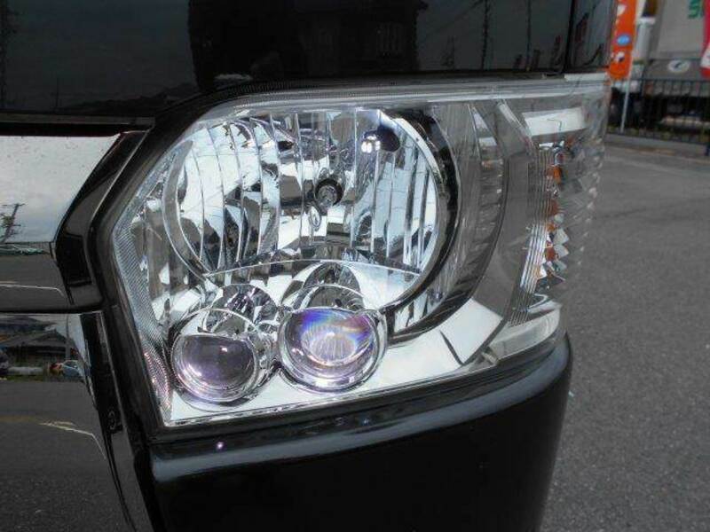 HIACE VAN-17