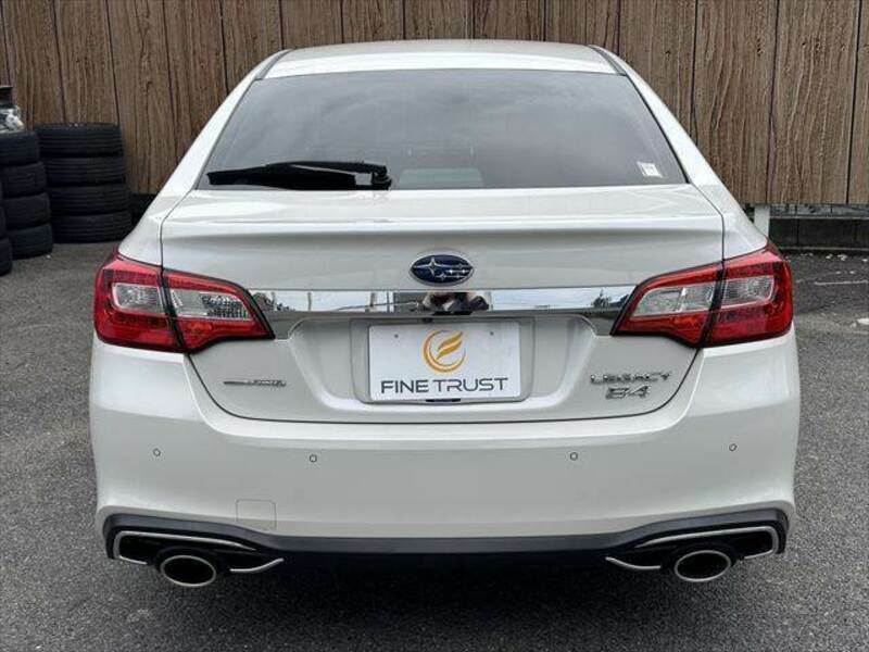 LEGACY B4