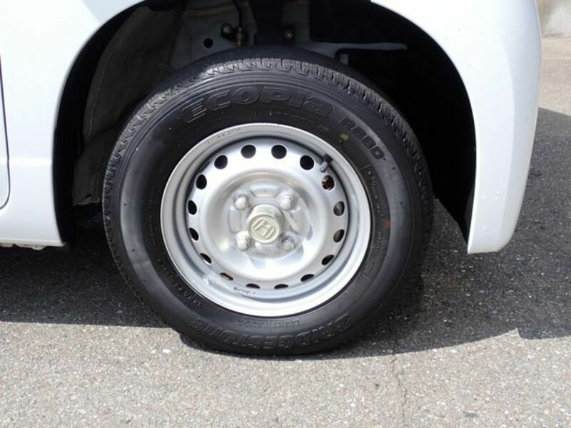 N-VAN
