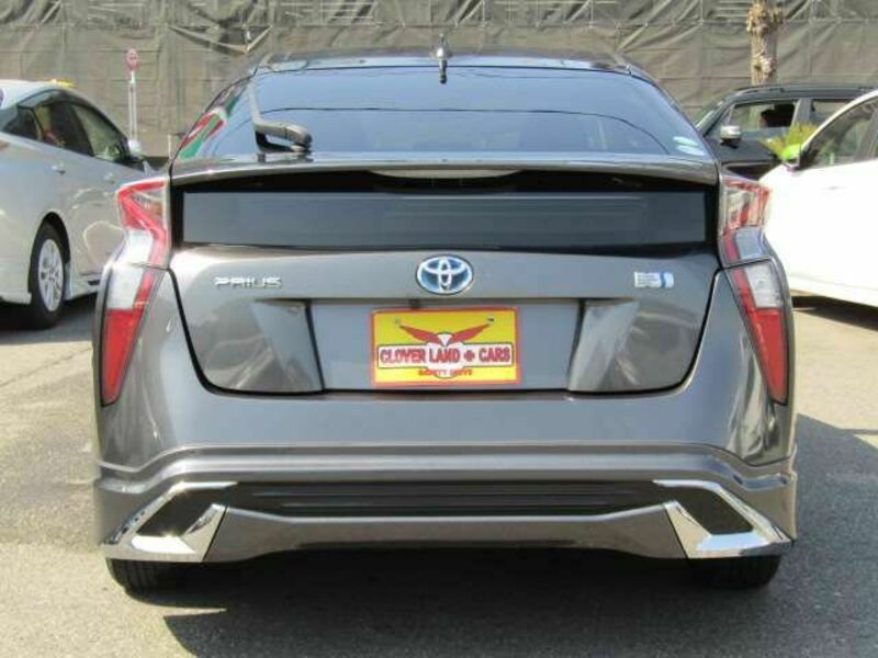 PRIUS-10