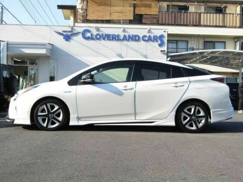 PRIUS-9
