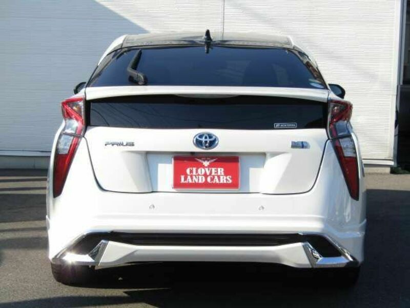 PRIUS-10