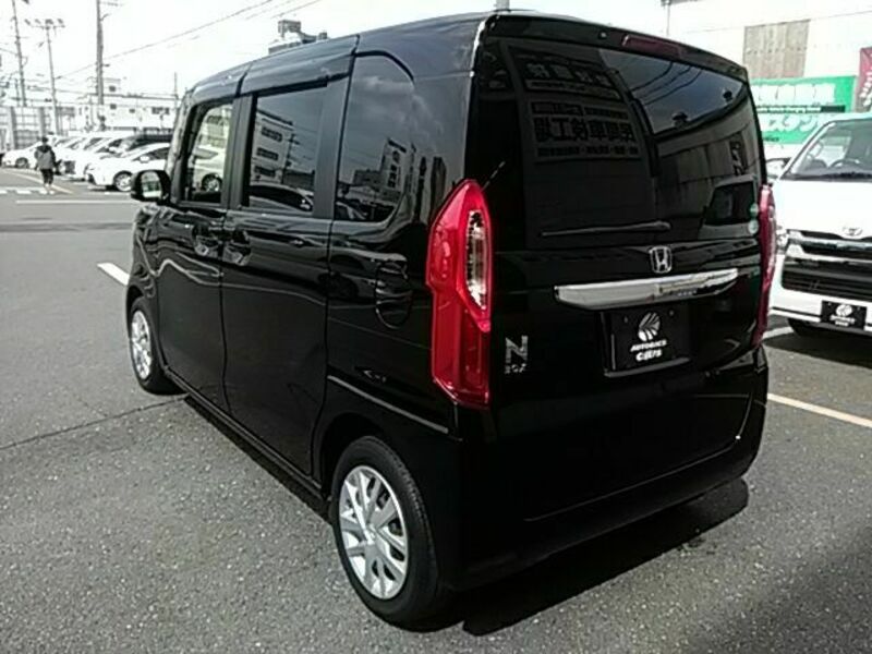 N BOX