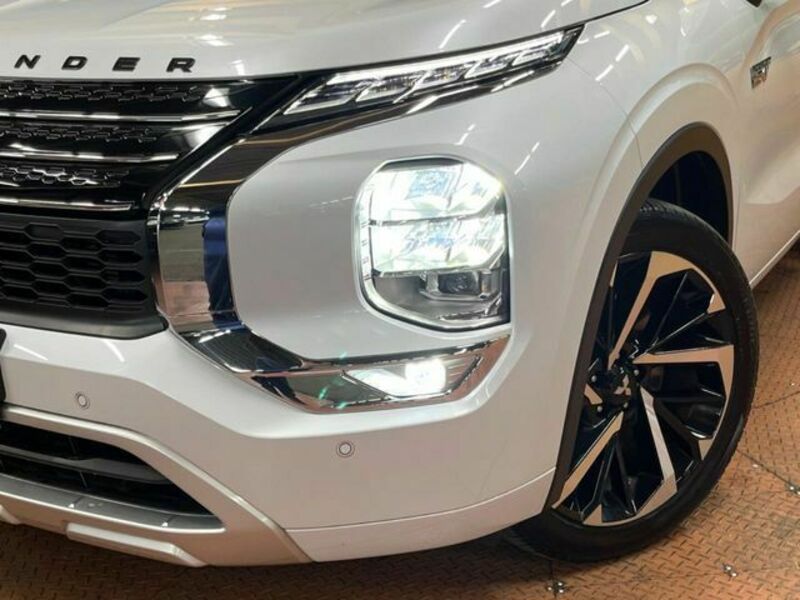 OUTLANDER PHEV