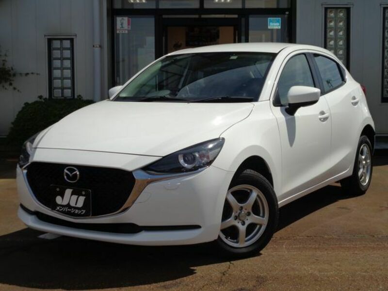 MAZDA2