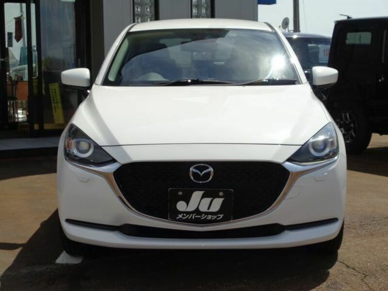 MAZDA2