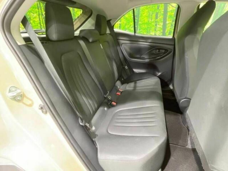 YARIS CROSS