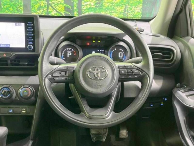 YARIS CROSS