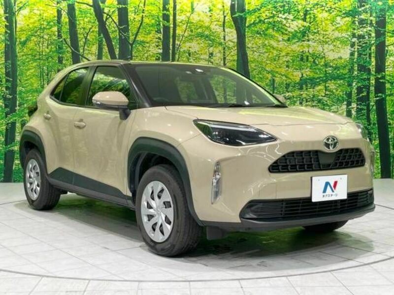 YARIS CROSS