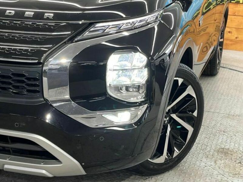 OUTLANDER PHEV