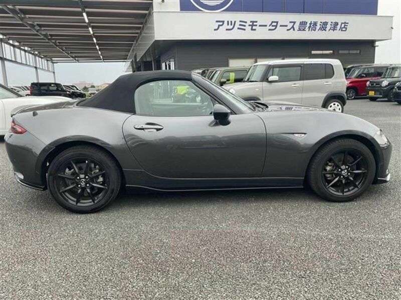 ROADSTER
