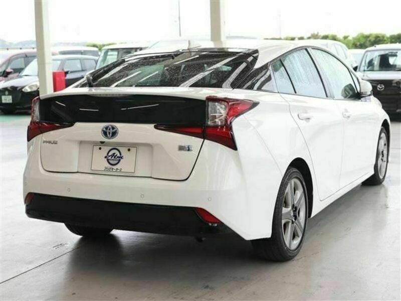 PRIUS-5