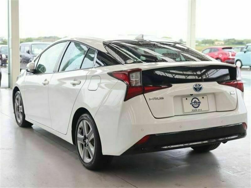 PRIUS-24