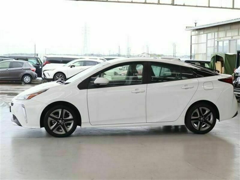 PRIUS-25