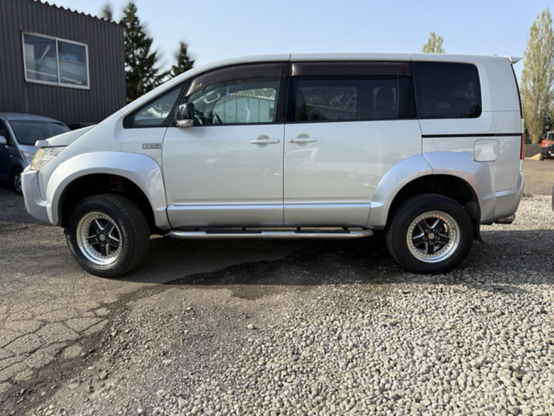 DELICA D5
