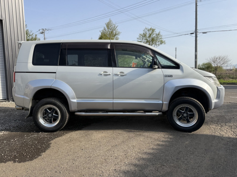 DELICA D5