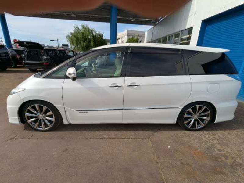 ESTIMA HYBRID