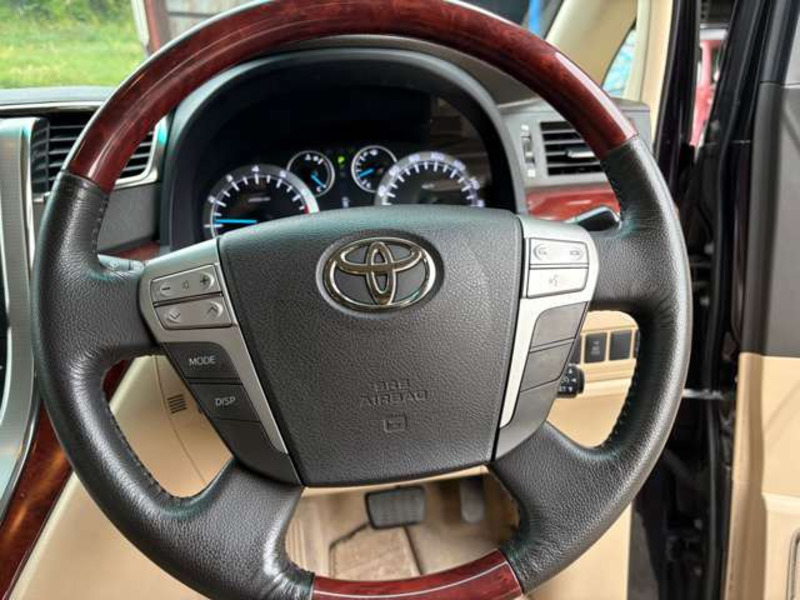 VELLFIRE-8