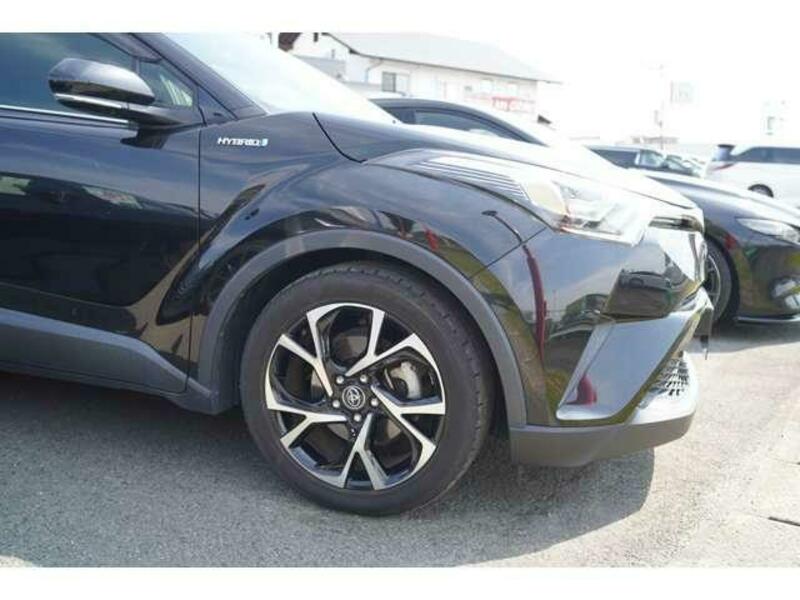 C-HR-4
