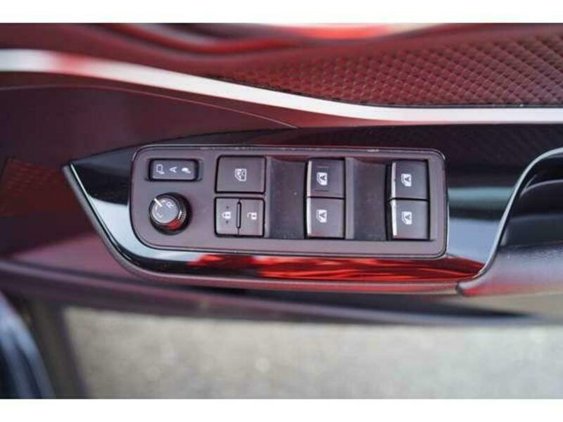 C-HR-13