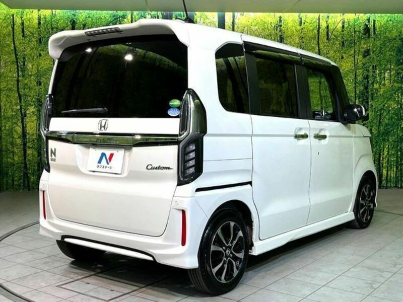 N BOX CUSTOM