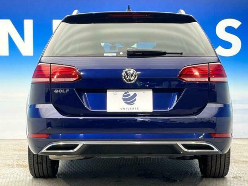 GOLF VARIANT