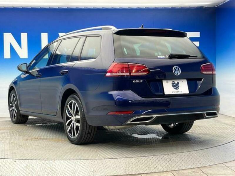 GOLF VARIANT
