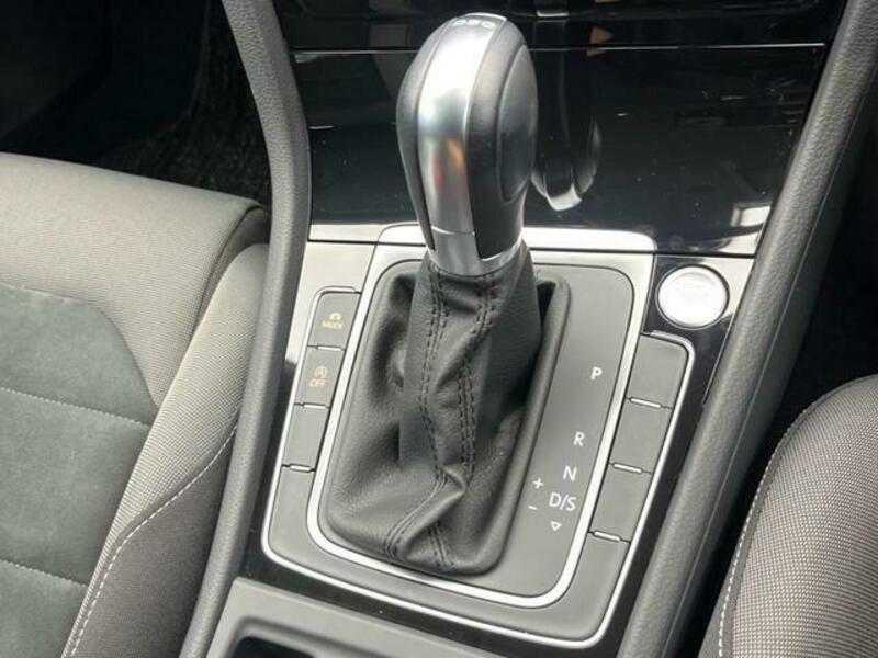 GOLF VARIANT