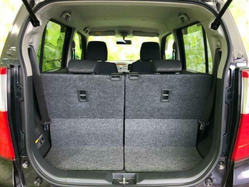 WAGON R-7