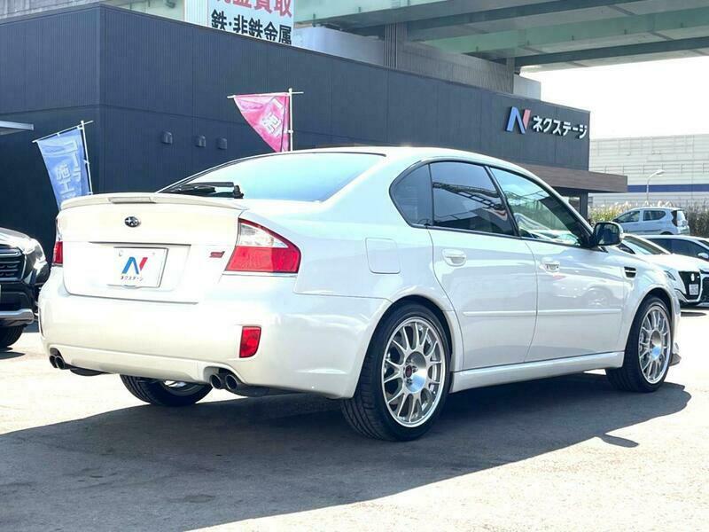 LEGACY B4