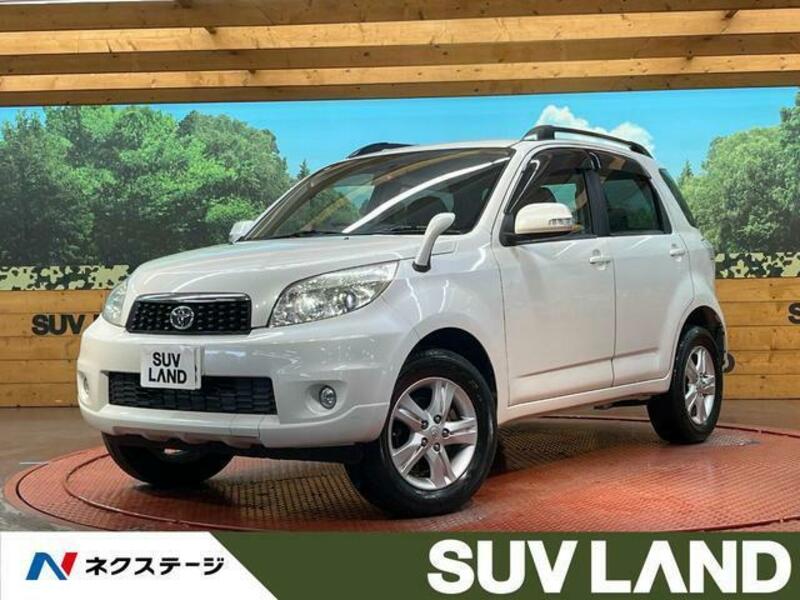 TOYOTA　RUSH