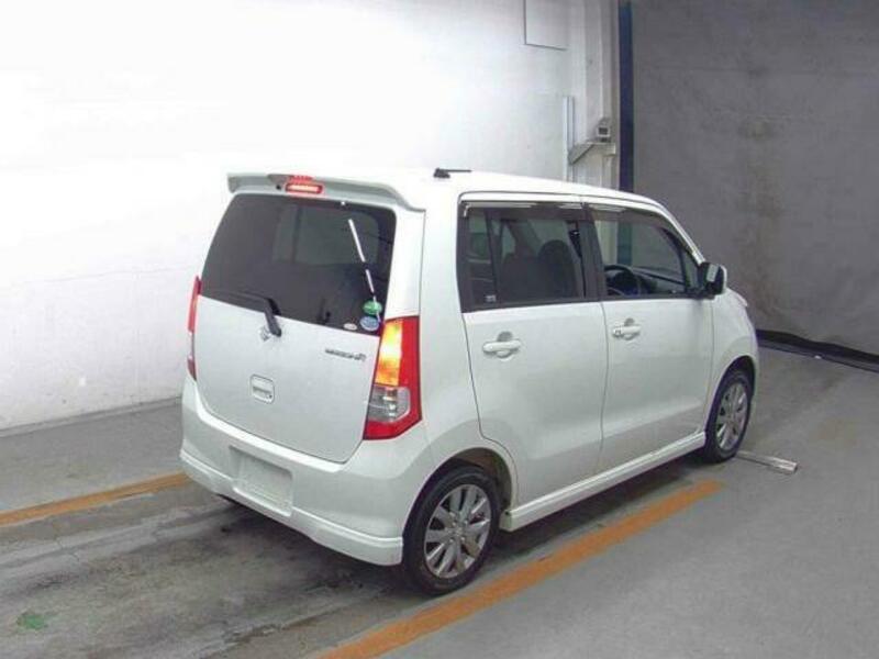 WAGON R-4