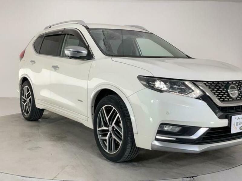 X-TRAIL