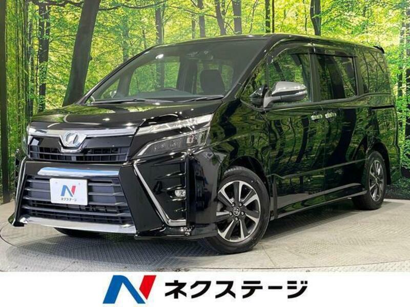 TOYOTA　VOXY