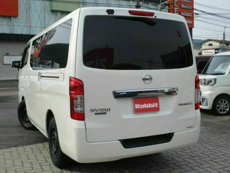 NV350 CARAVAN-2