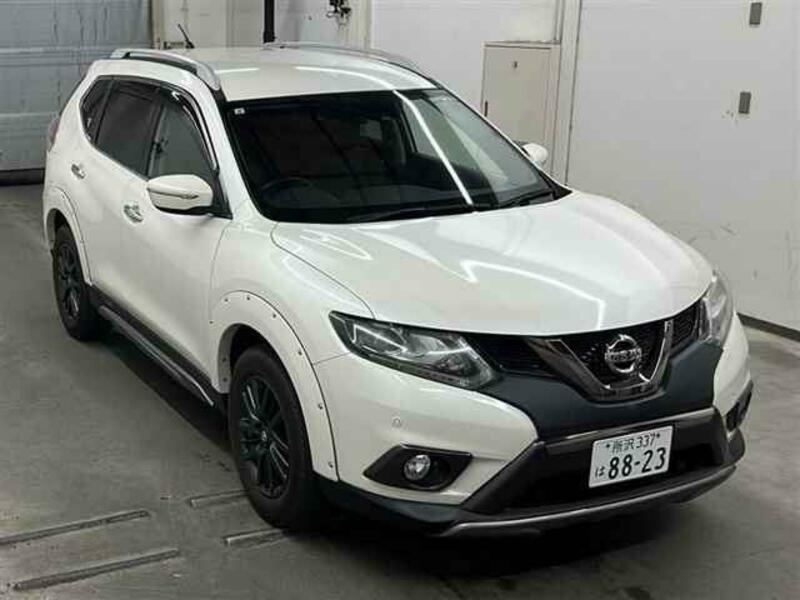 X-TRAIL