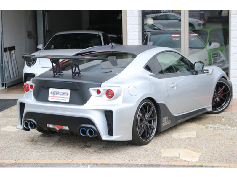 86