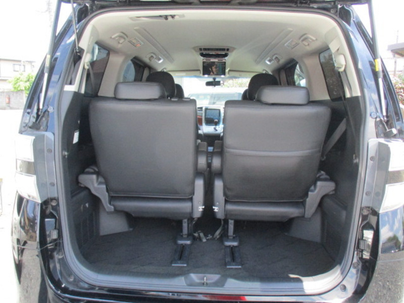 VELLFIRE-8