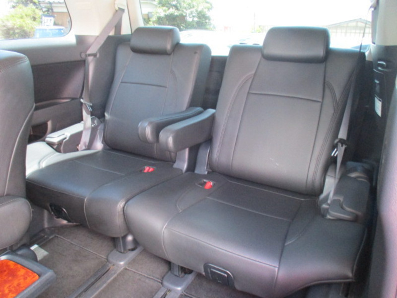 VELLFIRE-7