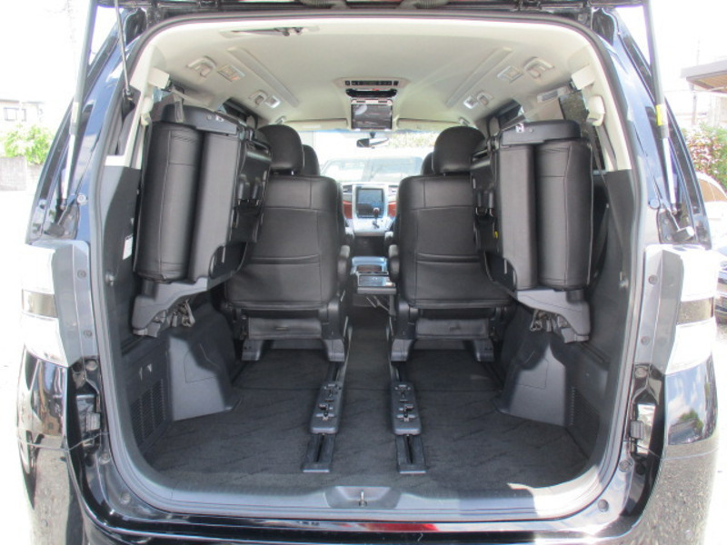 VELLFIRE-10
