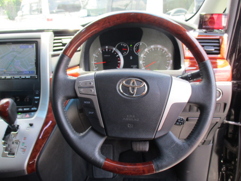 VELLFIRE-13