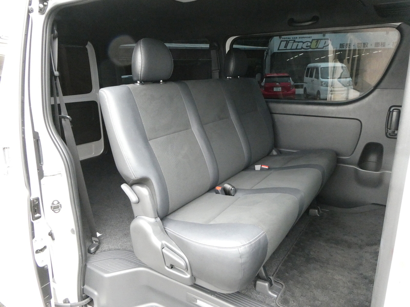 HIACE VAN