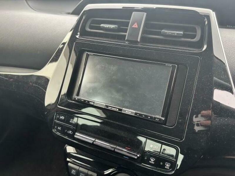 PRIUS-9