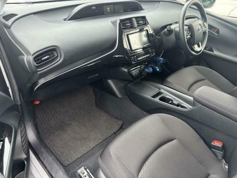 PRIUS-3
