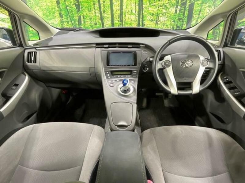 PRIUS-1