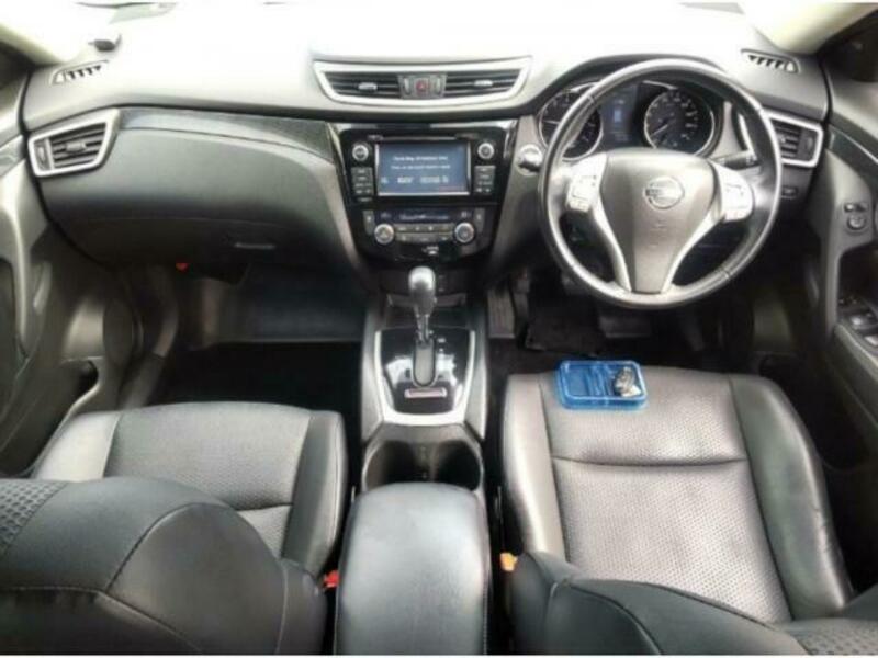 X-TRAIL