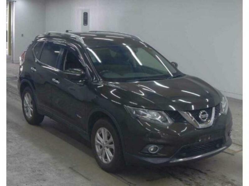 X-TRAIL