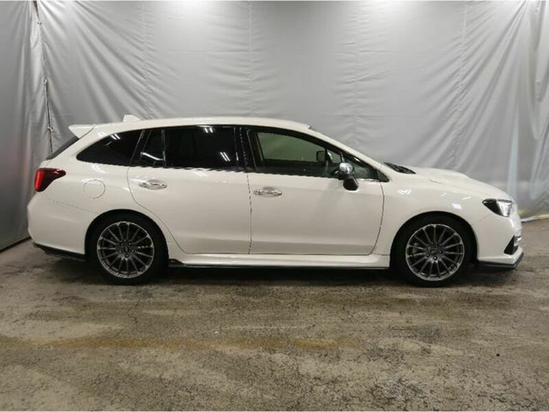 LEVORG-11