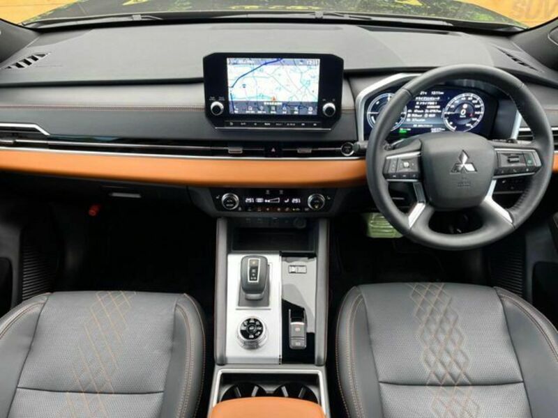 OUTLANDER PHEV